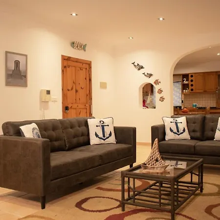 Spacious 3 Bedroom Apartment In Marsascala Marsaskala Exterior photo