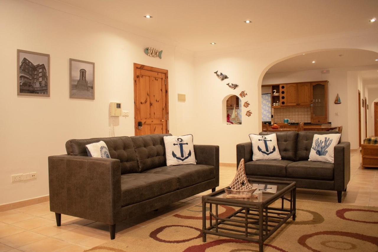 Spacious 3 Bedroom In Marsascala